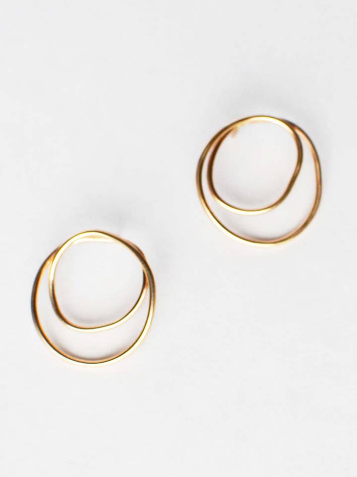 Boucles d'oreilles Tether pour la vente par Gem & Blue