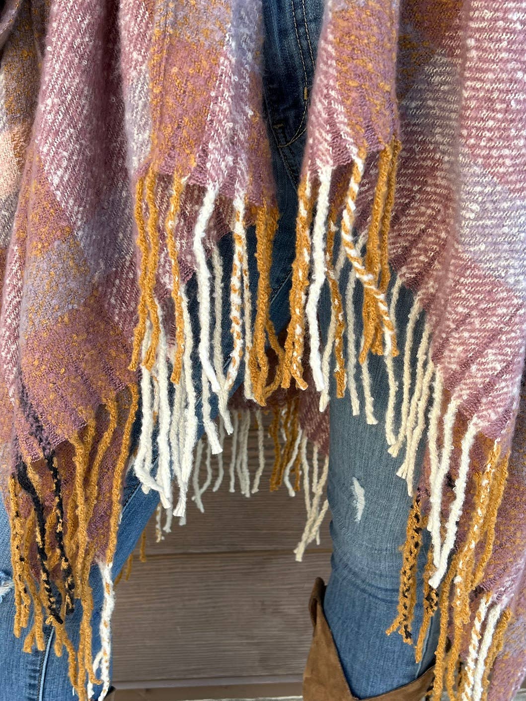 Justin & Taylor – wholesale Kimono – Women's – Autumn Sky | Plaid Kimono w/ Tassel Trim8