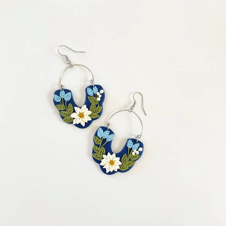 AnalyJewelry - Wholesale Dangle Earrings - Blue Daisy Arch Dangles1