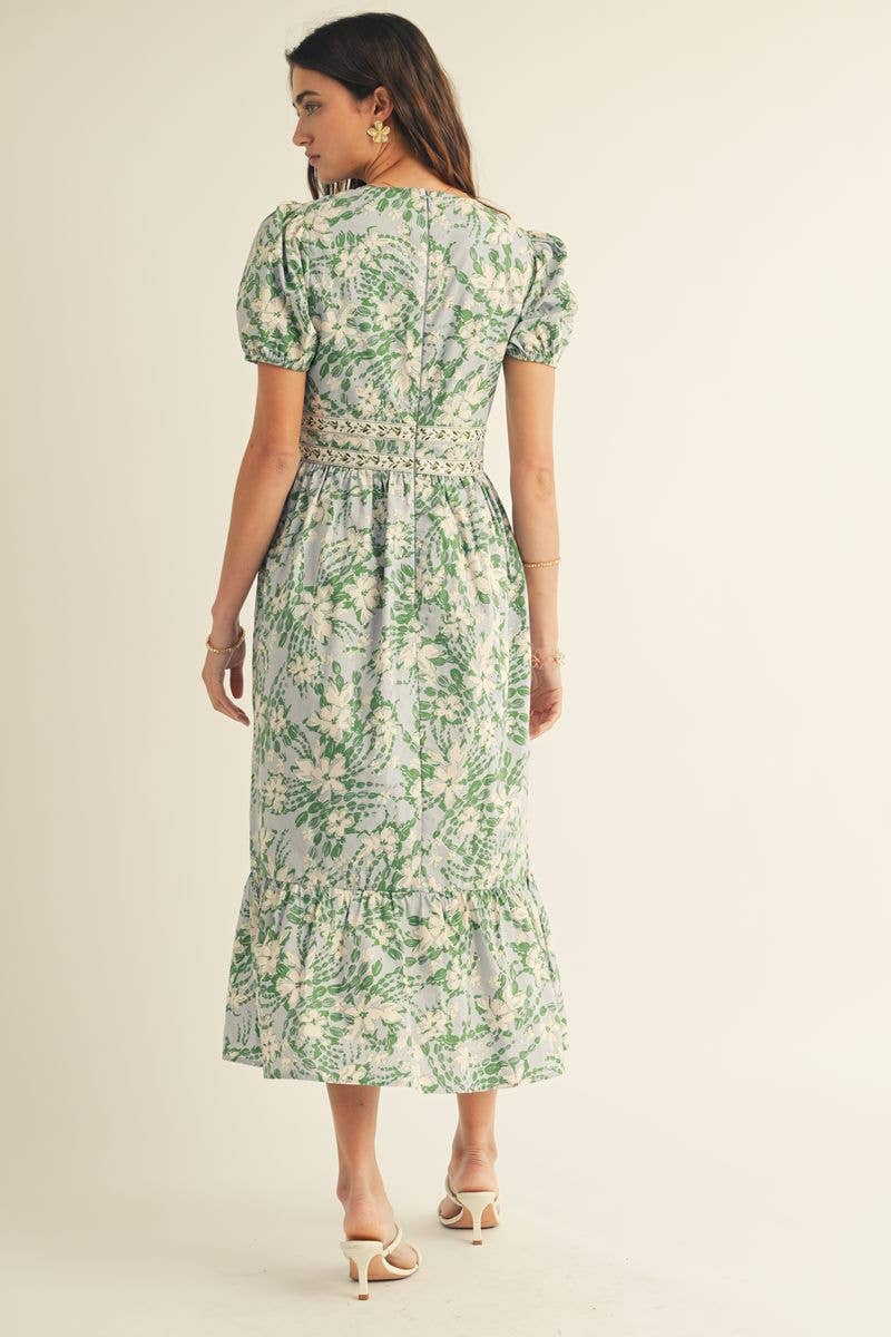 Azul Multi VESTIDO MIDI COM ESTAMPADO FLORAL, DECOTE EM V E BABADOS NA BAINHA para venda a revendedores na Faire6