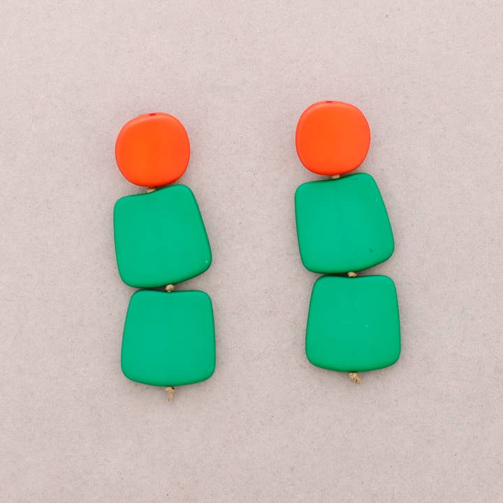 Sonata - Wholesale Hangende/ronde oorbellen - Oorbellen met Resin kralen2