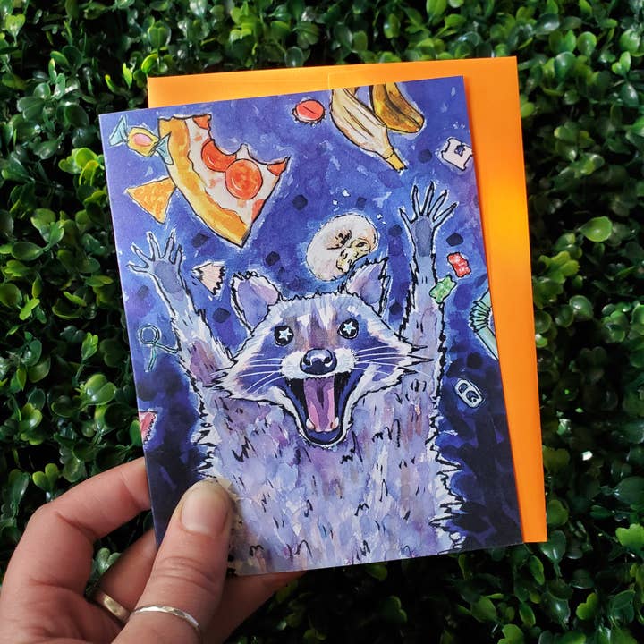 Con-raccoon-lations! Biglietto di auguri per la vendita all'ingrosso da parte di Art by Trisha Hall