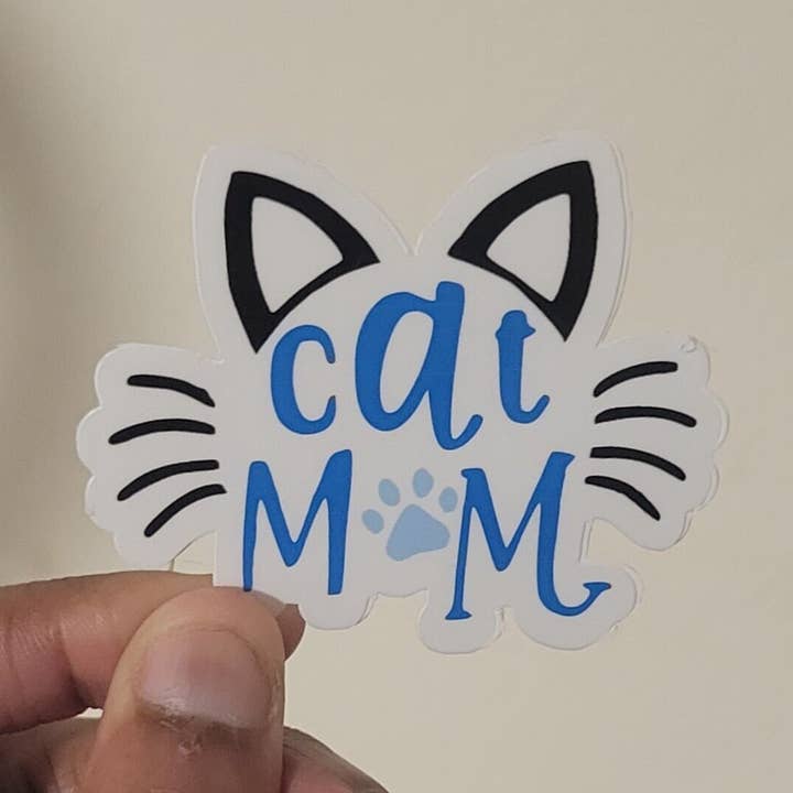 Adesivo Cat Mom | Adesivi per gatti | Divertente adesivo per gatti per la vendita all'ingrosso da parte di CraftdeeD