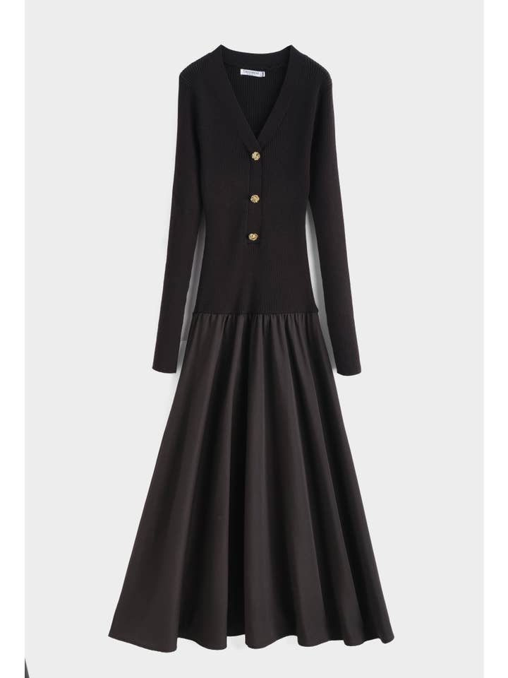 Chilli Girl Collection - Wholesale Dress - Women's - V-neck golden button patched maxi swing dress