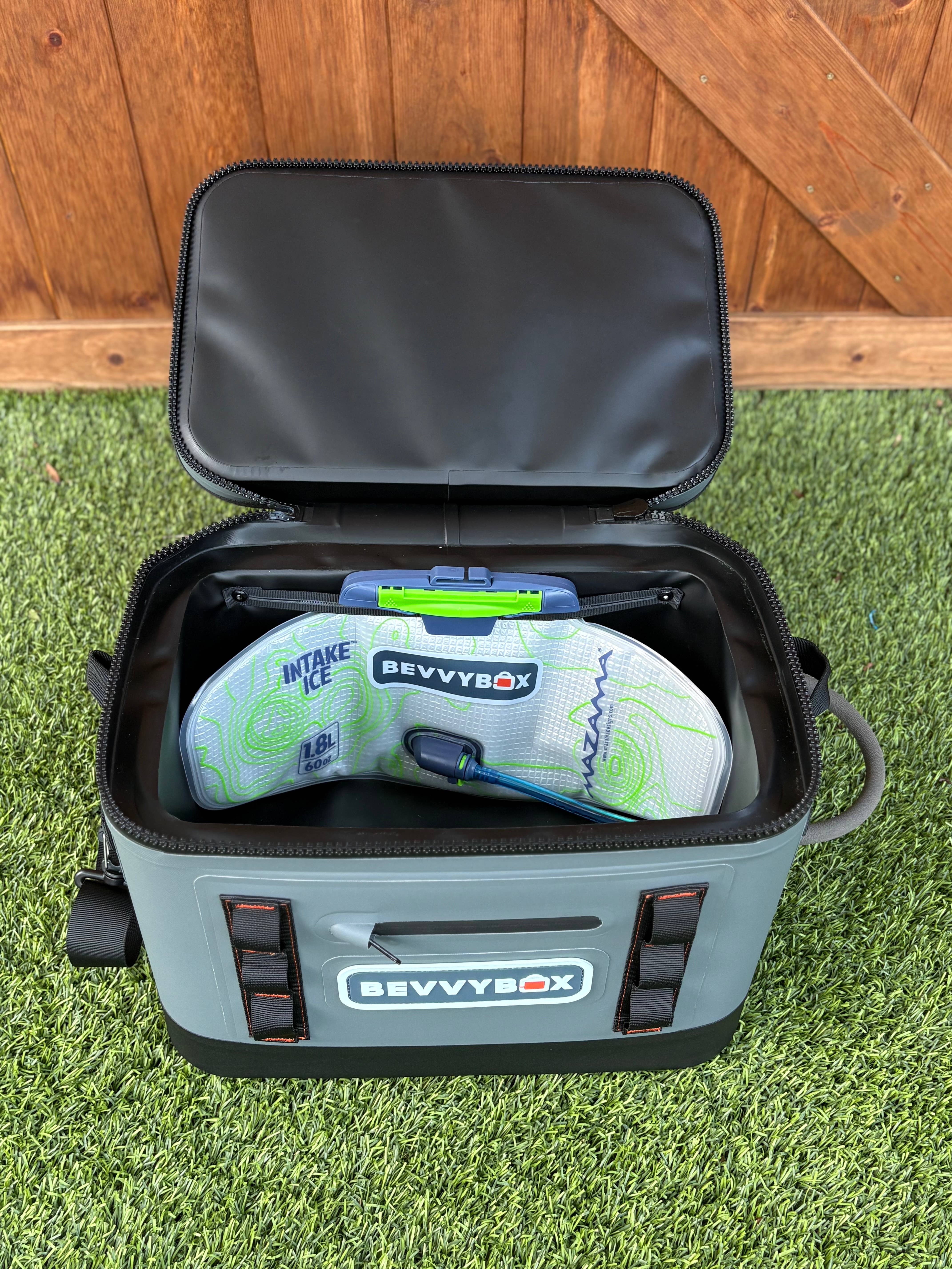 Bevvybox - Venta al por mayor Nevera portátil/bolsa de refrigeración - BevvyBox - Enfriador de Cócteles4