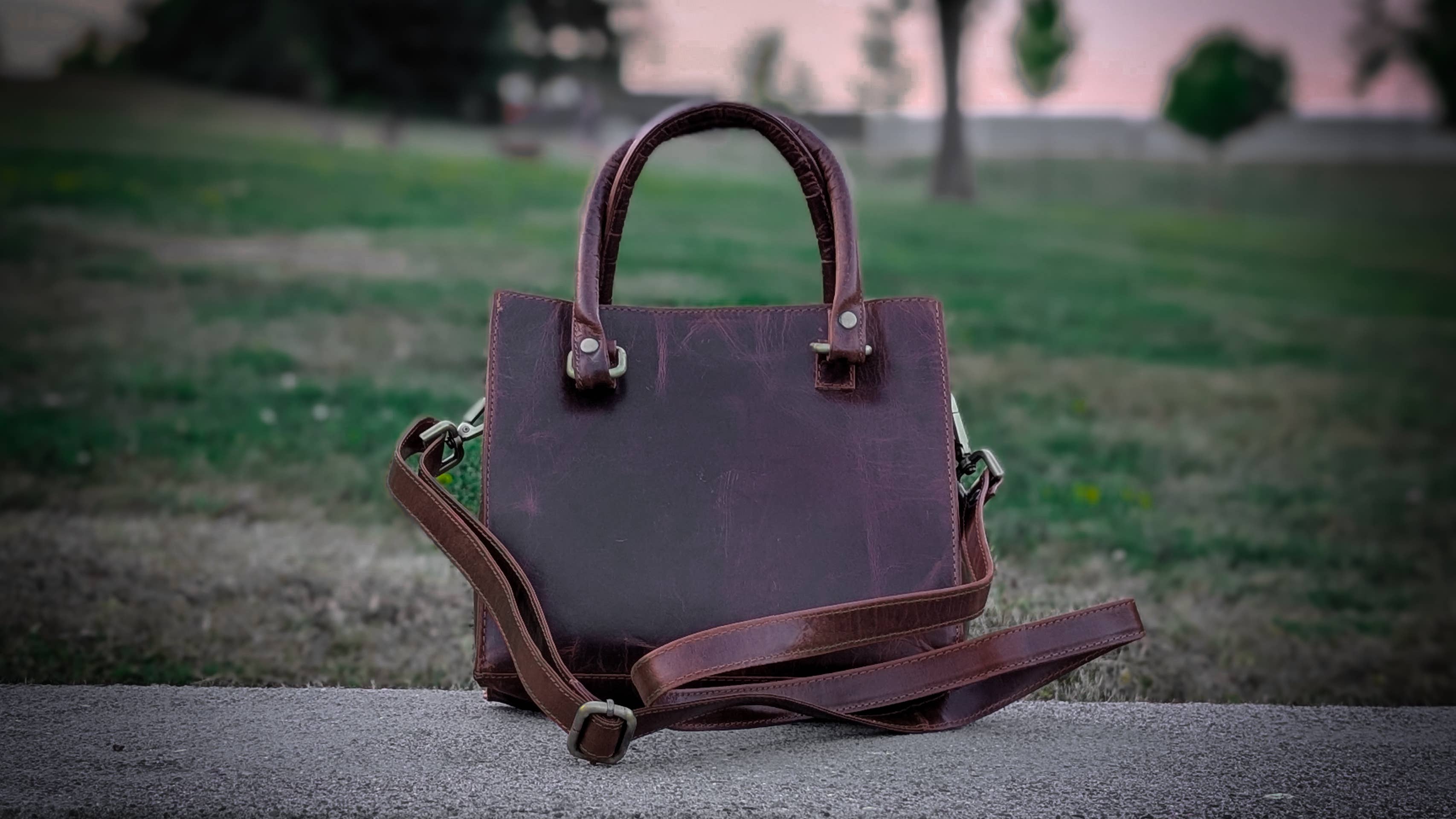 Alta Quero - Wholesale Crossbody Bag - Women's - Crossbody Bag, Brown Leather, Ladies5