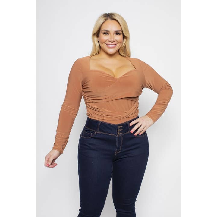 BODY PLUS SIZE SWEETHEART X FRONT A MANICHE LUNGHE per la vendita all'ingrosso da parte di Curve Market