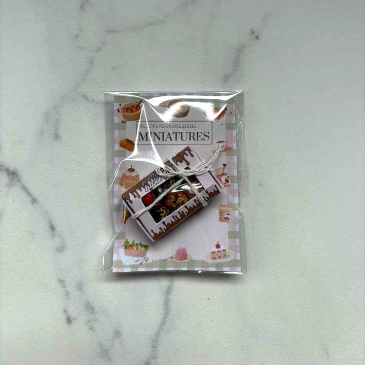 PrettySpookyDesigns - Wholesale Doll accessory kit – Kids - Miniature dolls house donut box : Polymer clay donuts 1 / 126