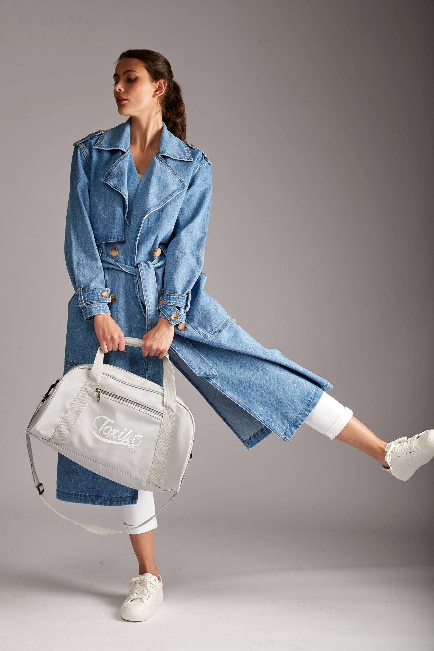 Jean bleu Toxik3 trench long en jean grand col fente arrière en vente sur Faire0