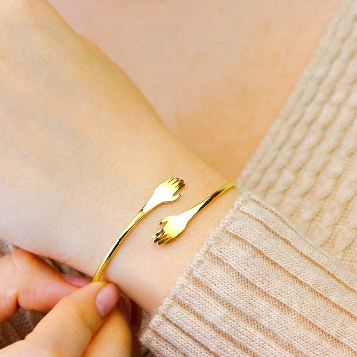 Gowa Design - Wholesale Cuff Bracelet - Couple bracelet Hand Sign Bangle6