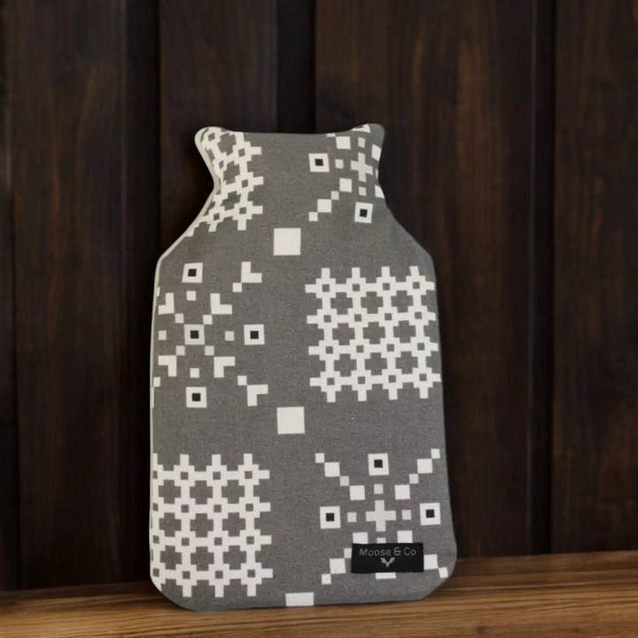 Moose & Co - Wholesale Hot/Cold Compress - Welsh / Scandinavian Tapestry print 1 Litre Hot Water Bottle