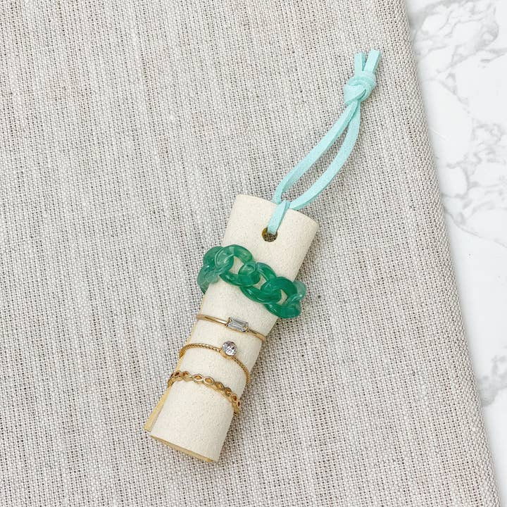 Prep Obsessed Wholesale - Wholesale Jewelry Set - Gold & Acrylic Stretch Ring Set