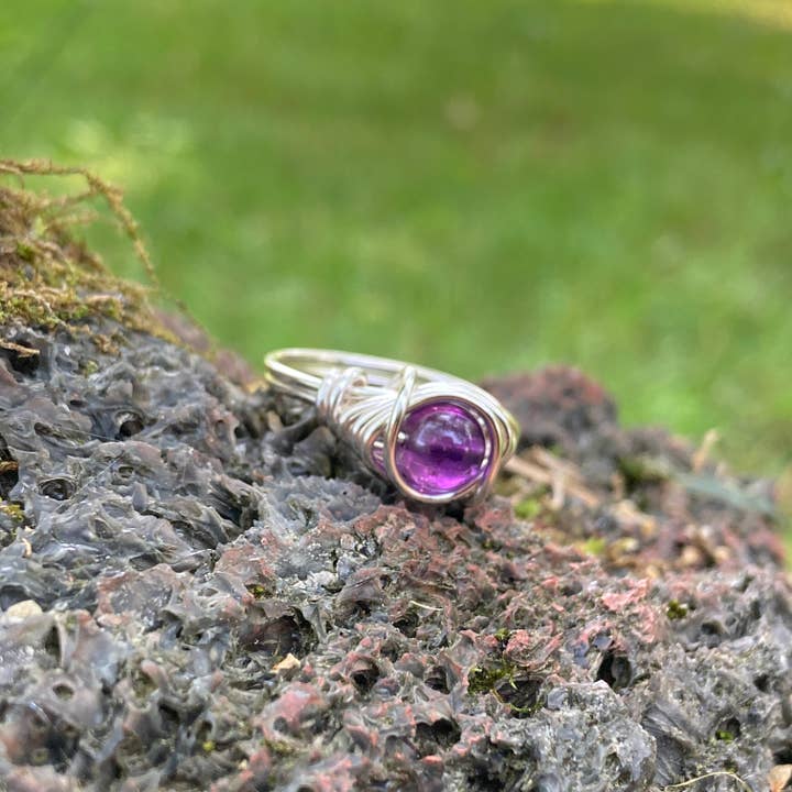 Distorted Earth - Vente Solitaire - Bague améthyste en argent, bijou en cristal Boho, pierre violette2