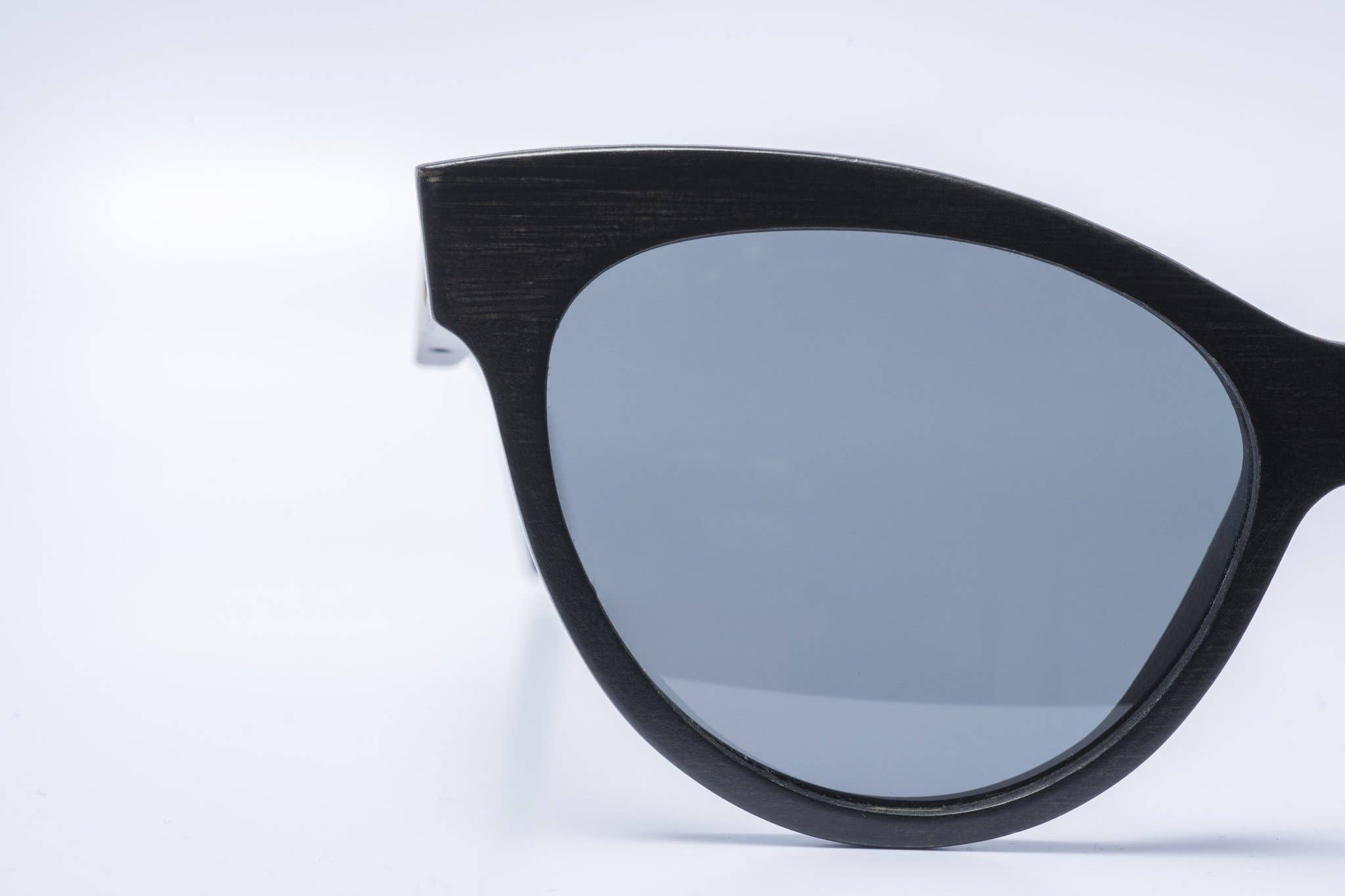 WearPanda - Wholesale Sunglasses - Unisex - Valencia Bamboo Sunglasses36