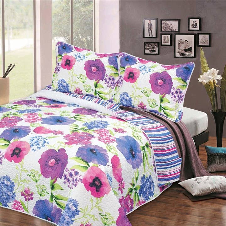 King Watercolour Bedspread for wholesale by Luxorate
