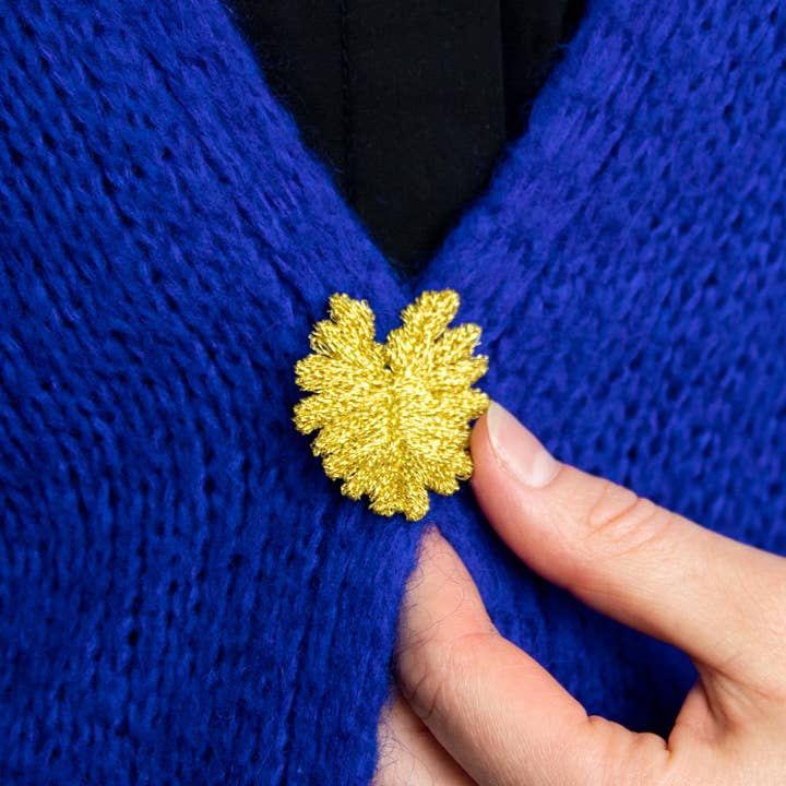 Botanopia - gifts , decor and cards for plant lovers - Wholesale Brooch - Golden Embroidered Brooches - 3 tropical leaves (Aroids)12