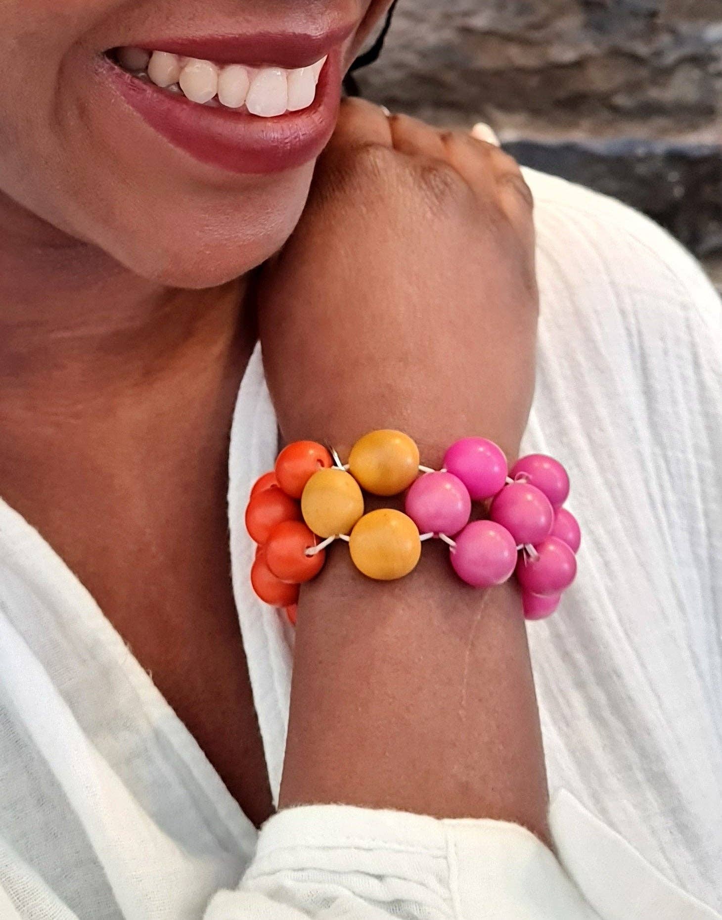 Pretty Pink Eco-Jewellery - Wholesale Armband met kralen - Tagua Chicle armband0