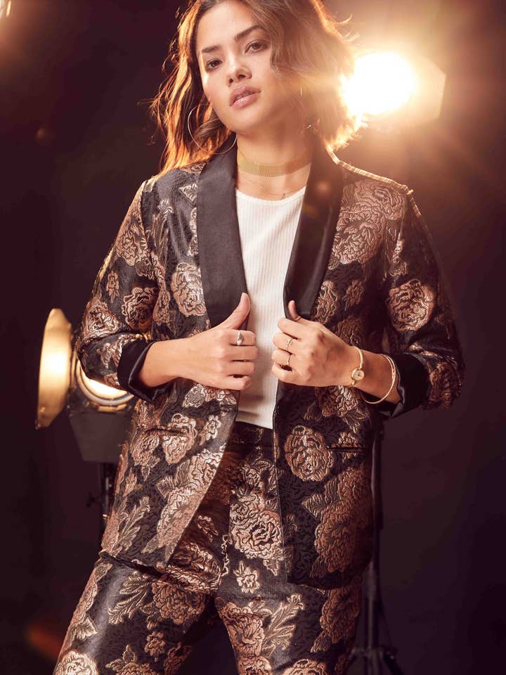 Hey Baby Blazer: ORO NERO per la vendita all'ingrosso da parte di Sage The Label