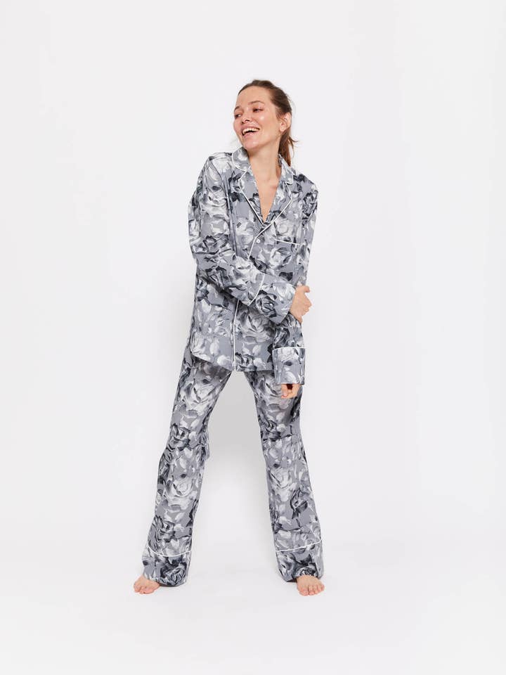 PORTO - Black Rose Dark for wholesale by Secret Of 3