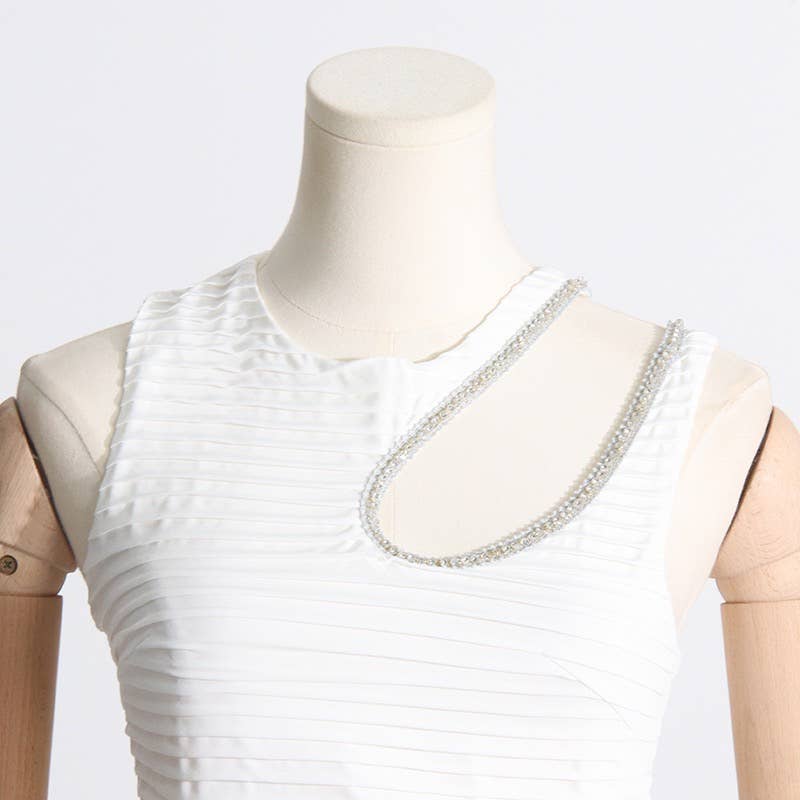 Productseeker - Vendita all'ingrosso Vestito - Donna - DR0137 Spring Elegance: abito sottile e plissettato senza maniche14