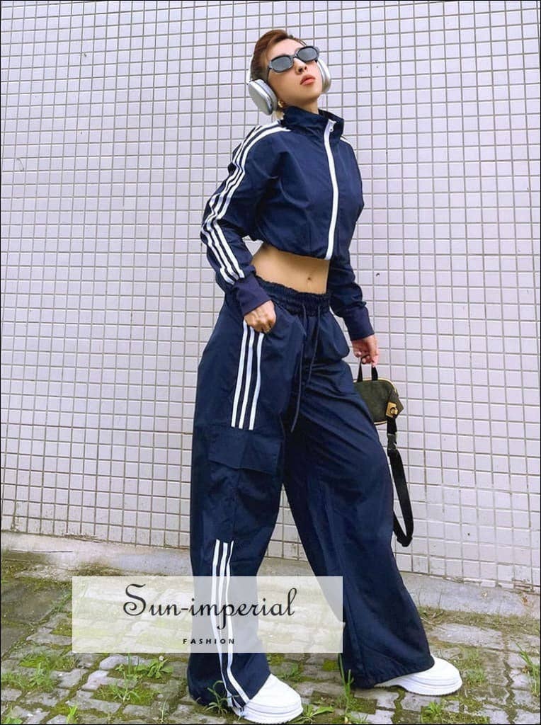 Sun Imperial - Wholesale Tracksuit - Women's - Women Striped Training Tracksuit Set With Double Zip Jacket21