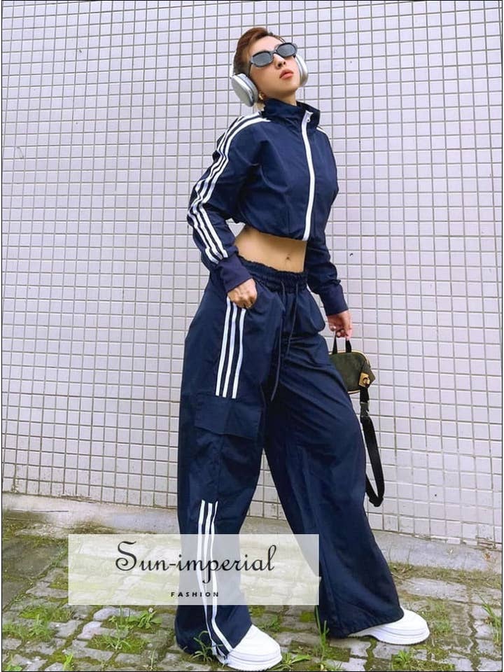 Sun Imperial - Wholesale Tracksuit - Women's - Women Striped Training Tracksuit Set With Double Zip Jacket21