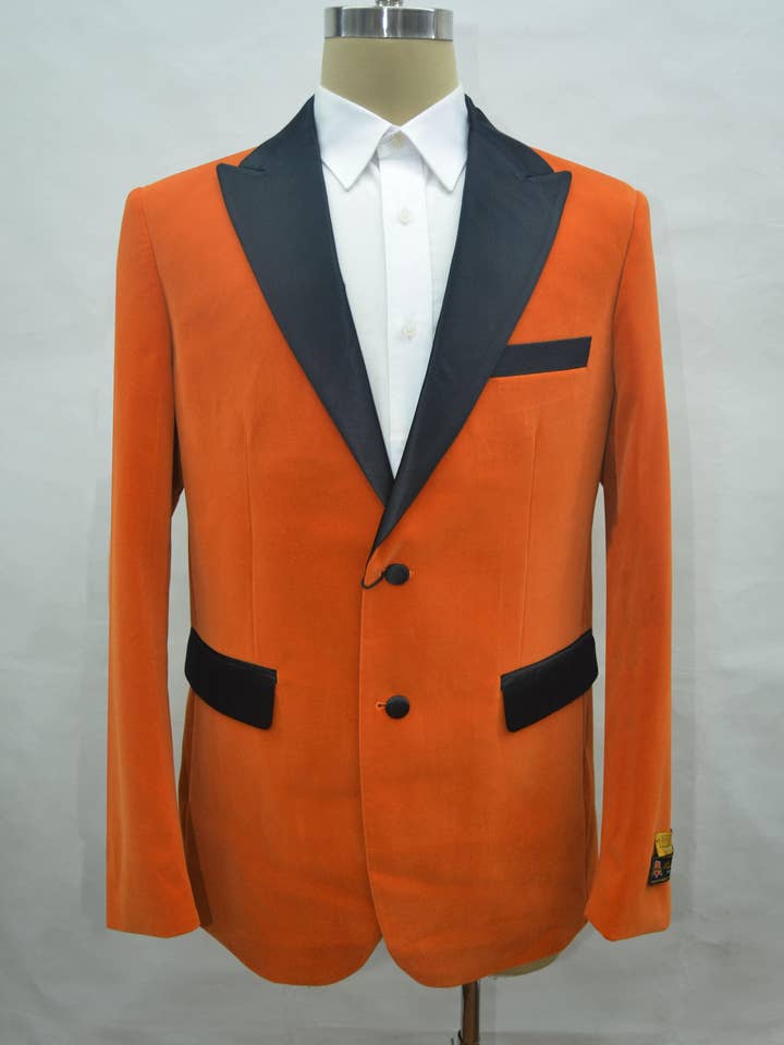 Costume en velours noir pour la vente par Alberto Nardoni