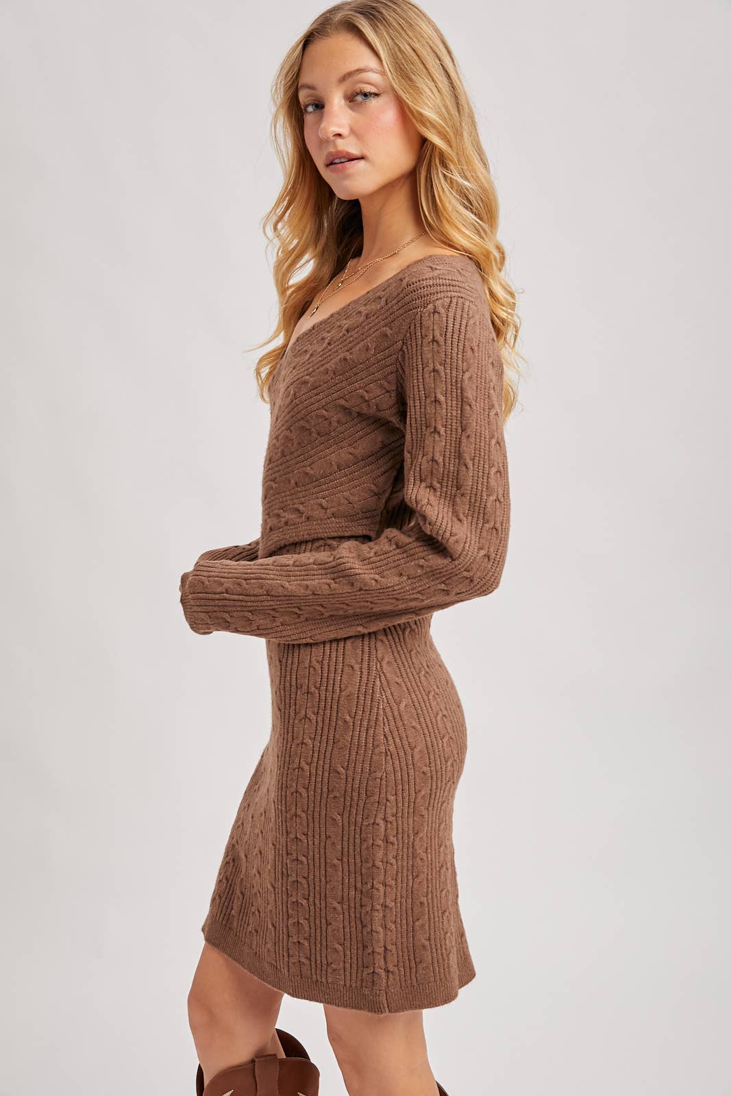 Bluivy - Wholesale Dress - Women's - V-NECK CABLE KNIT SWEATER WRAP DRESS4