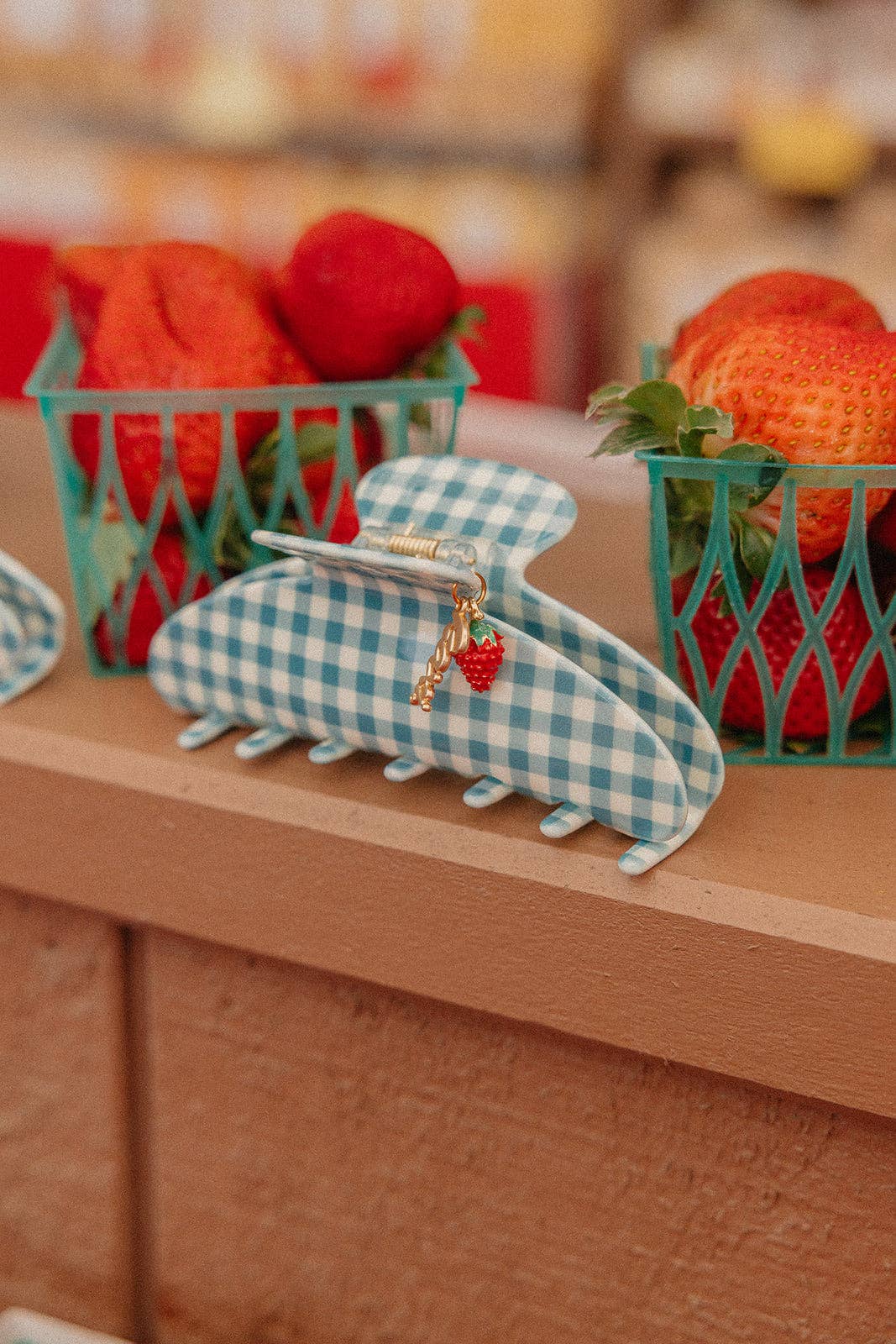 KAXI - Wholesale Hair Clip - Women's - BLUE GINGHAM STRAWBERRY CHARM CLAW0