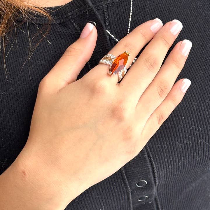 Anel Marquise de Âmbar – Prata de Lei 925 e Laminado a Ouro 10K por atacado de QURI