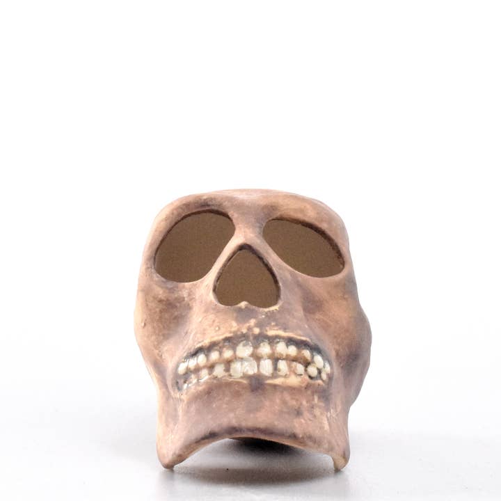 Crâne en céramique pour encens ou bougies chauffe-plat pour la vente par Ceramic Heights