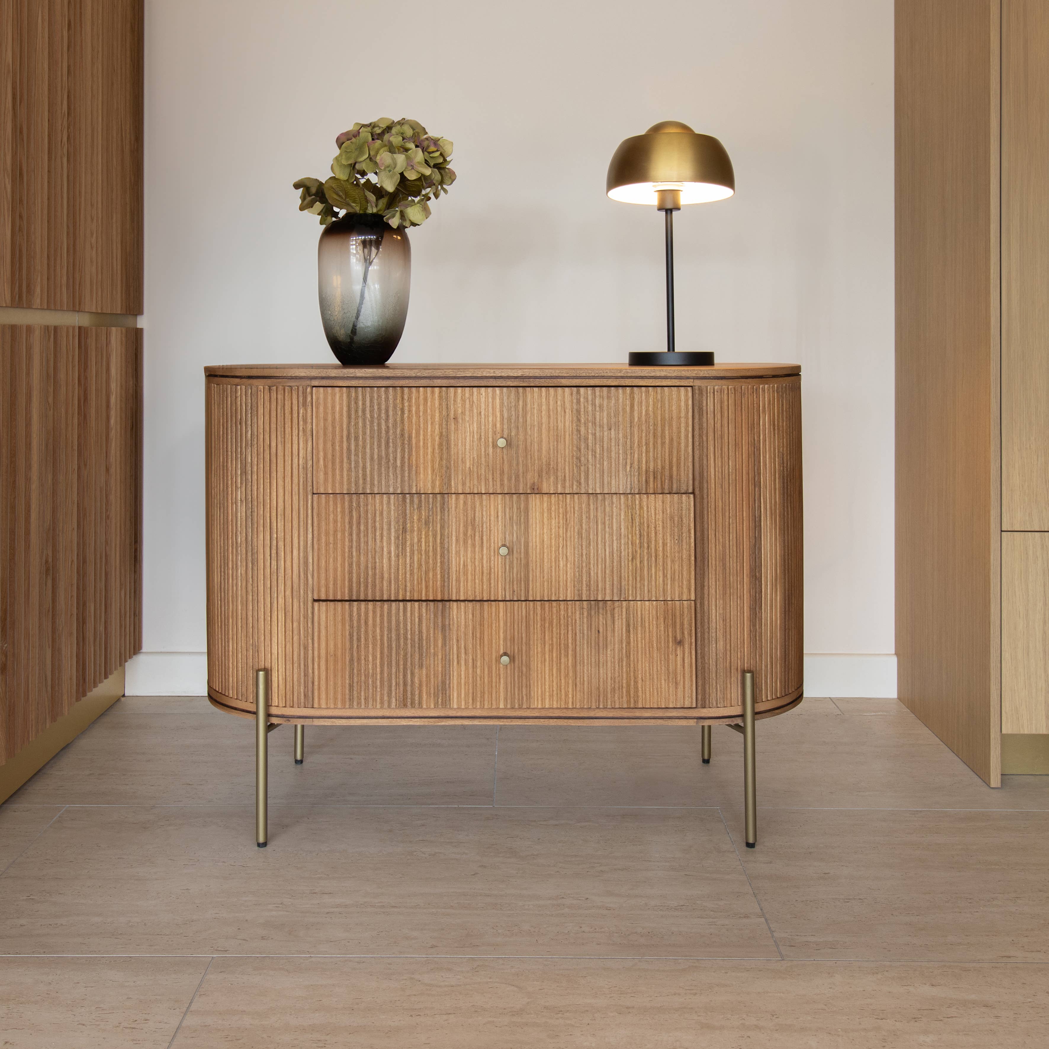 Now's Home - Vente Armoire - COMMODE 3 TIROIRS BOIS DE MANGUIER PIEDS MÉTAL DORÉ 110 LIMA1