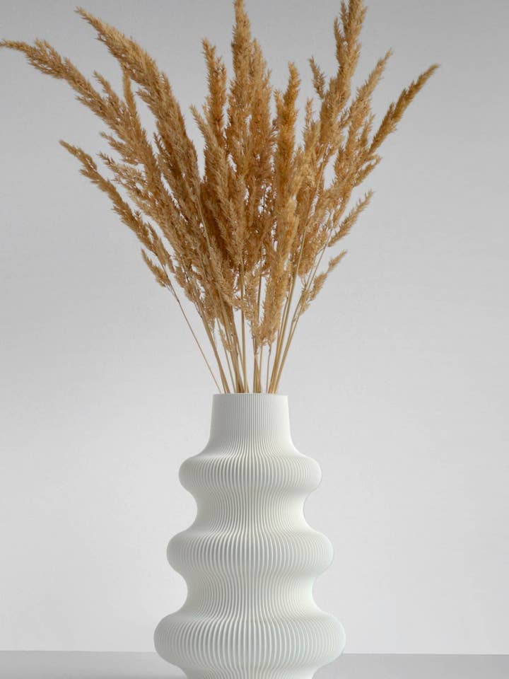 Toyka - 3D printed vase for dried flowers for wholesale by Grof Amsterdam
