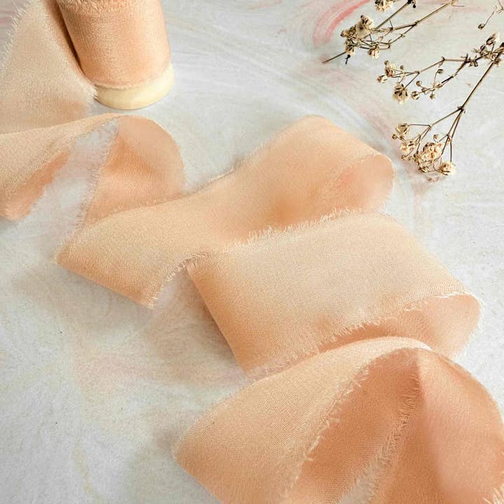 The Natural Paper Company - Vente Ruban – emballage cadeau - Ruban de soie en pêche | Rouleau de 5 mètres de ruban de soie6