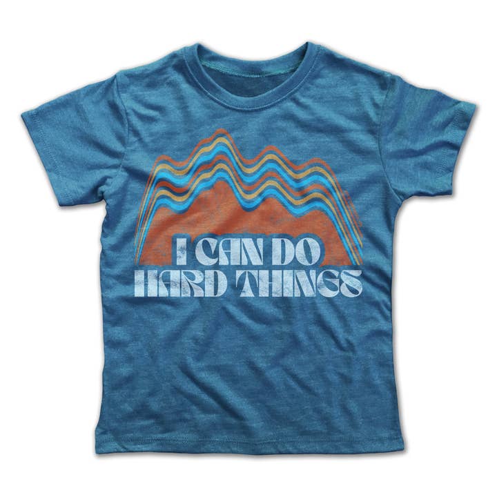 Camiseta infantil I Can Do Hard Things - Regreso a la escuela para venta al por mayor de Rivet Apparel Co.