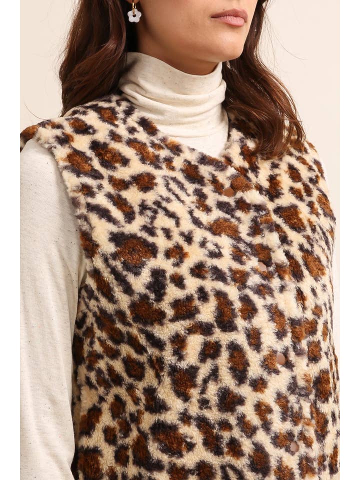 Daphnea – wholesale Väst - Dam – 5511 LEOPARDJACKA