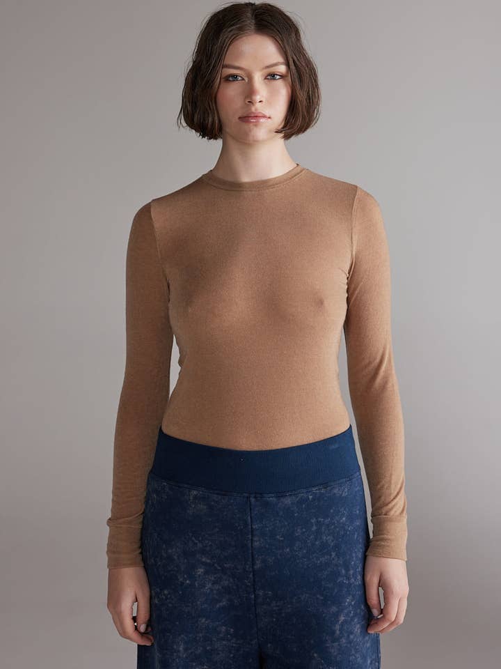Wool blend lightweight knit Top for wholesale by amente