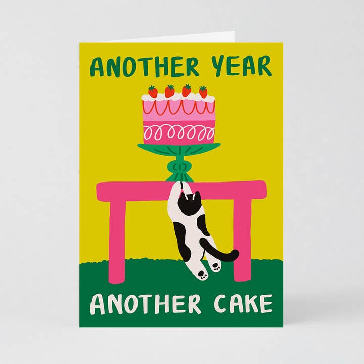 Carte de vœux d'anniversaire avec un autre gâteau (pliée) + enveloppe pour la vente par Redy.