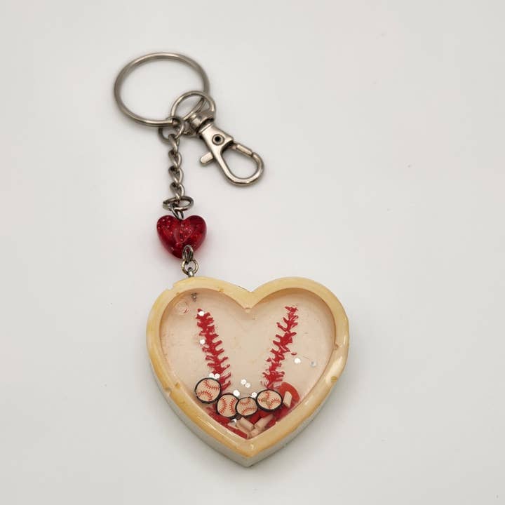 Baseball Herz-Schüttelanhänger für den Großhandel von Blue Bourbon Designs