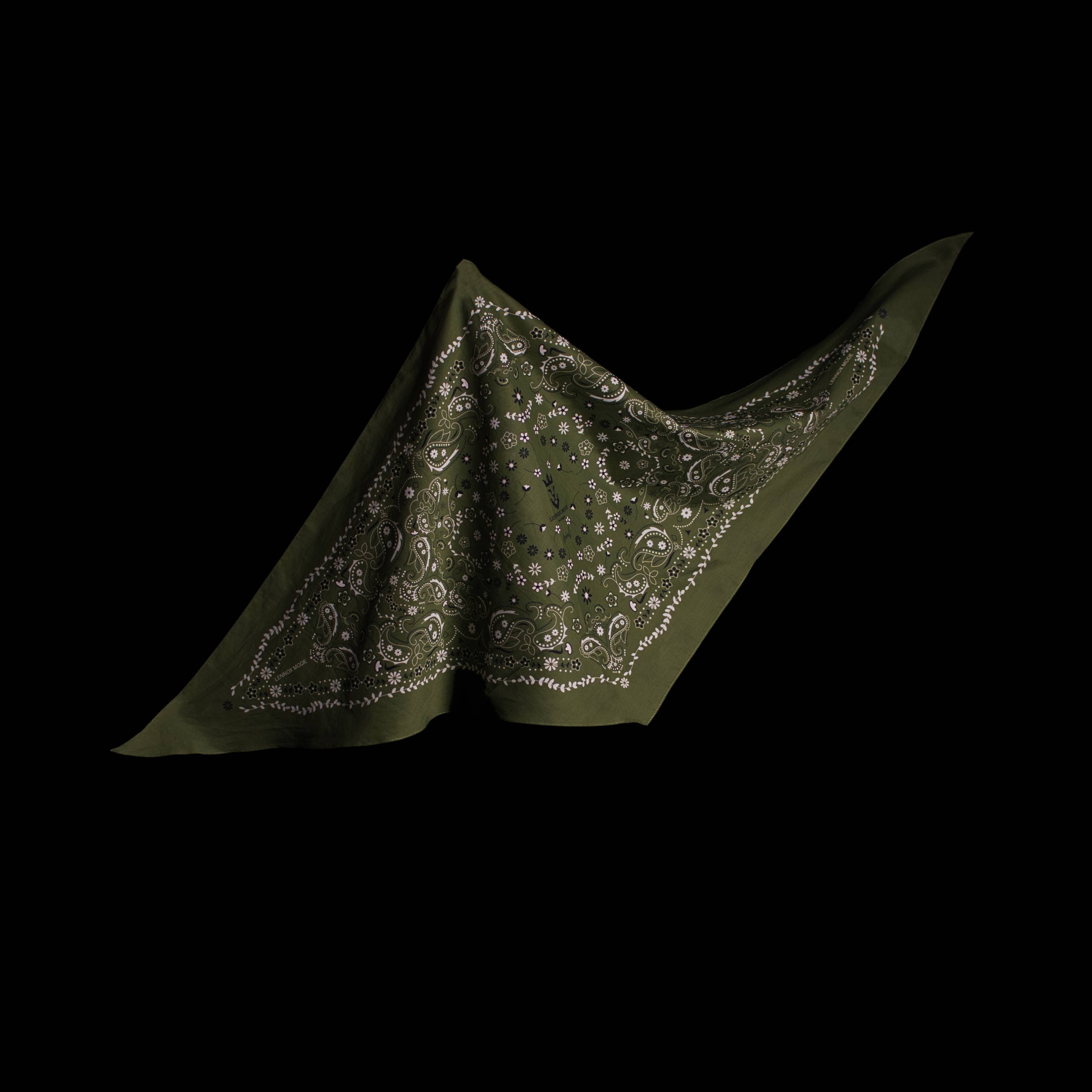 Malibu & Beyond Co /LENNOX MODE - Wholesale Bandana - Women's - Iconic classic Rock & Roll Paisley Bandana in Diamond shape!9