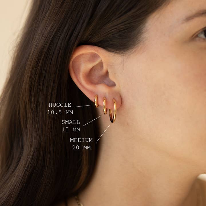 The Land of Salt - Vente Petits anneaux - Créoles Huggie Classiques en Or - Boucles d'oreilles2