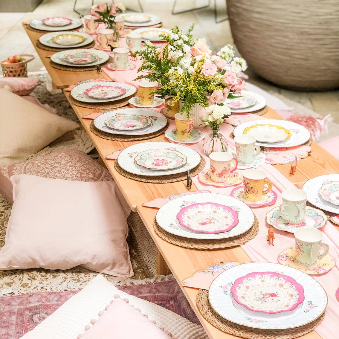 Talking Tables USA - Wholesale Disposable Cup - Vintage Paper Cup Set - 12 Pack | Tea Party |3