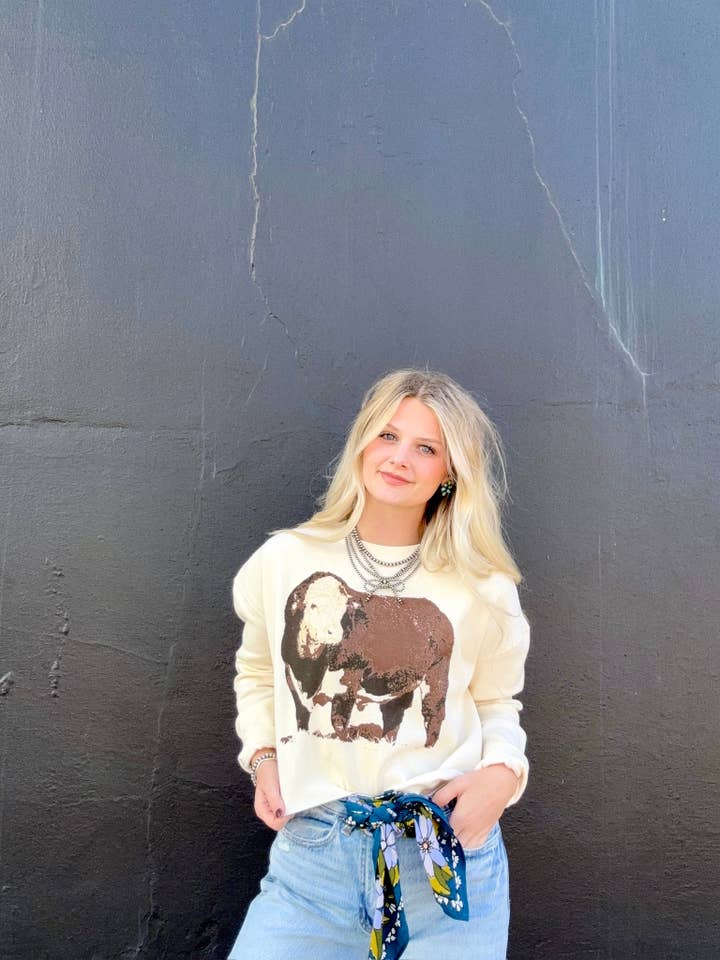 Hank & Scoot - Wholesale Graphic Sweatshirt - Women's - Hereford Cropped Sweatshirt