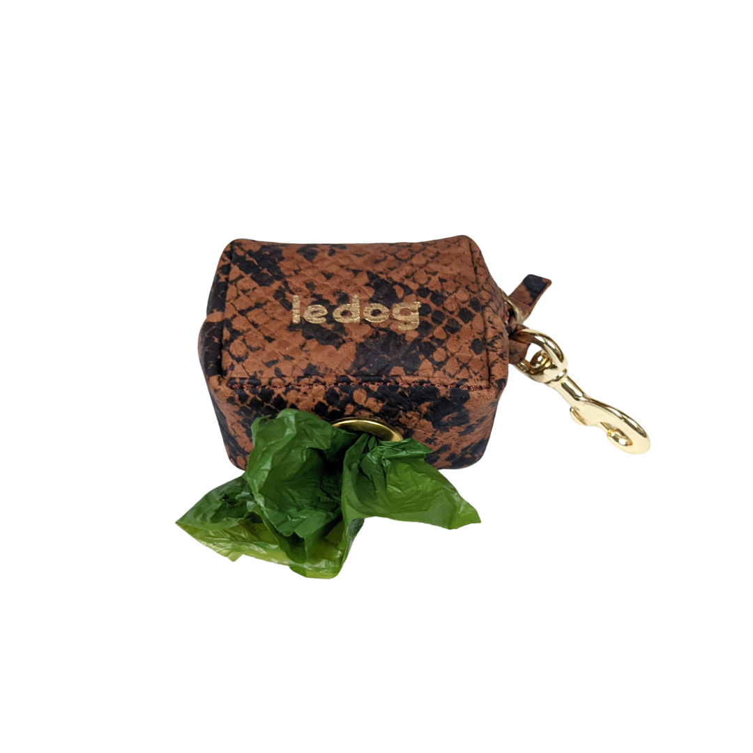 Le Dog Company - Wholesale Pet Poop Bag Dispenser - Leather Poop Bag Holder10