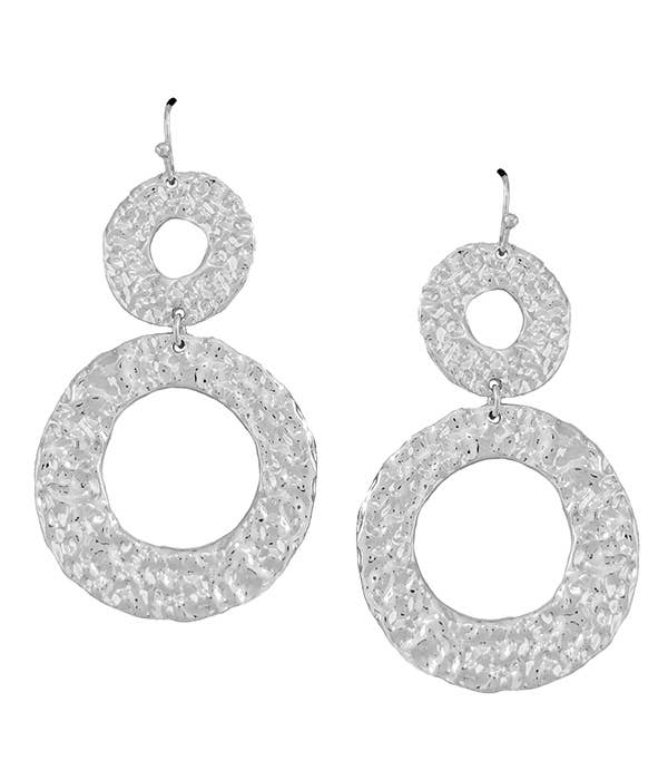 Jewelry Max - Vente Boucles d'oreilles pendantes - (E315) BOUCLE D'OREILLE À DOUBLE ANNEAU EN MÉTAL MARTELÉ0