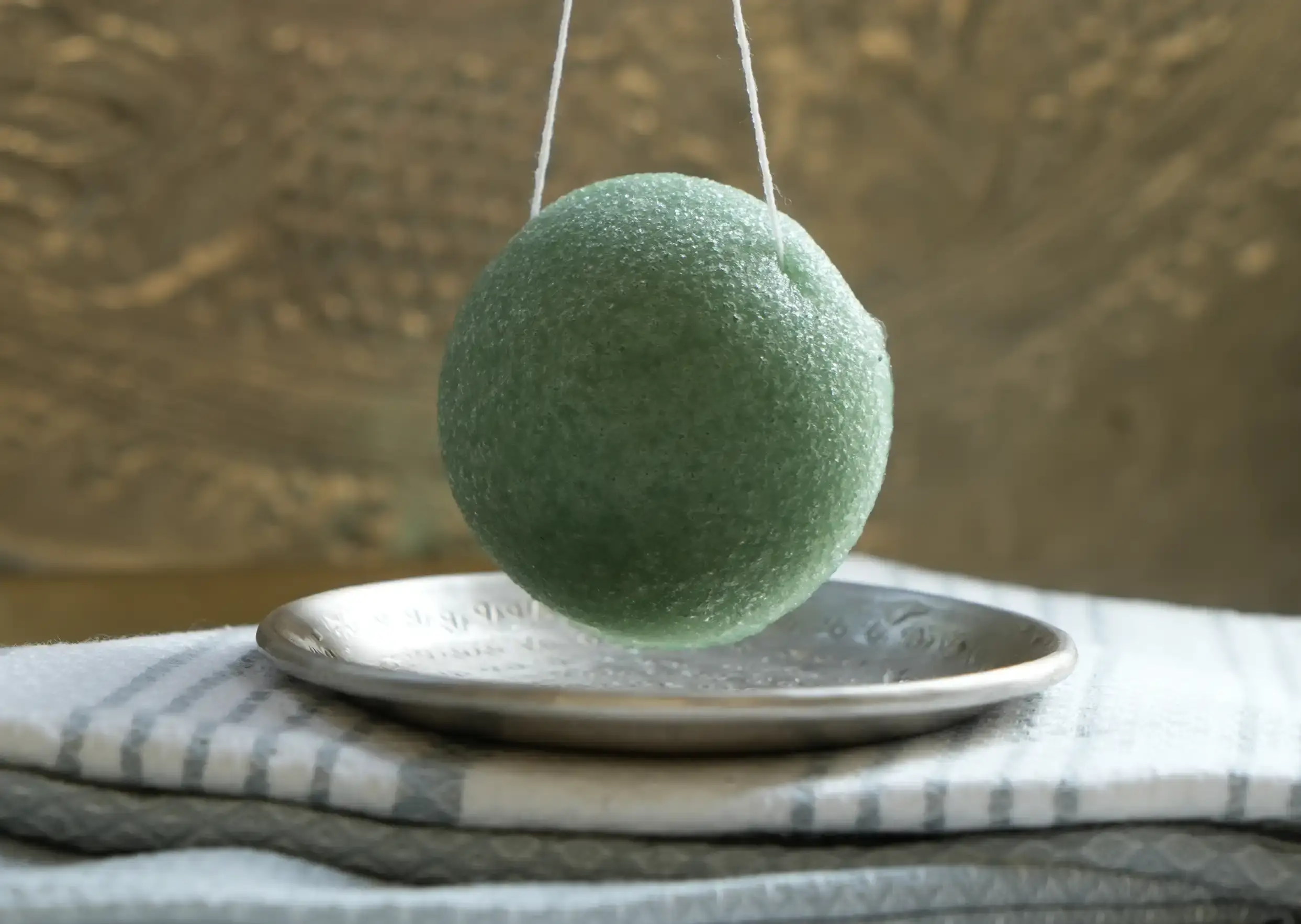 Karawan Authentic - Wholesale Bath Pouf/Sponge - Organic Konjac Sponge Enriched with Aloe Vera, Bulk1