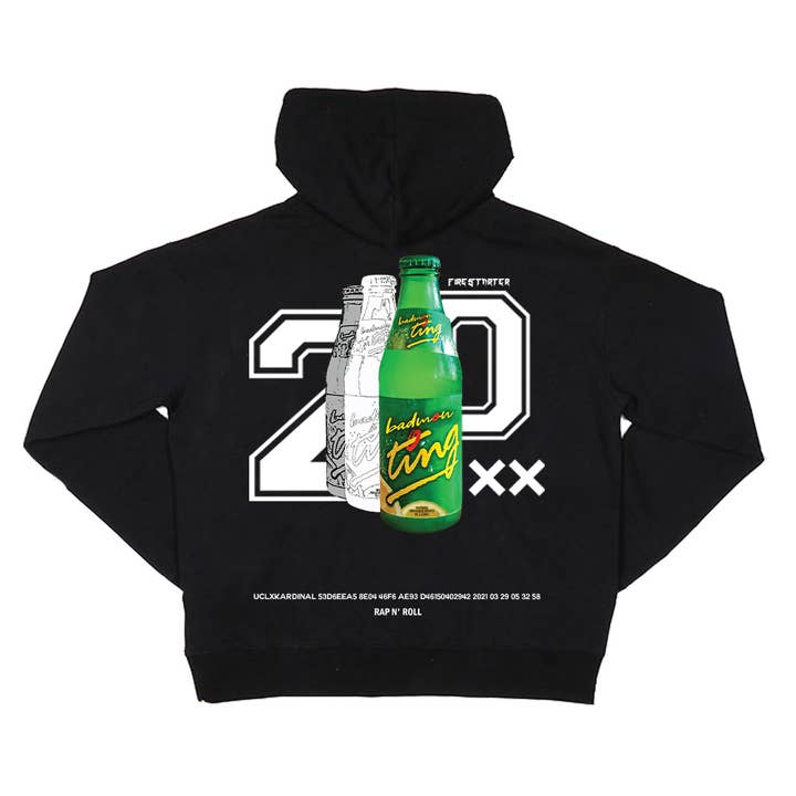 Sweat à capuche Firestarter 2.0 « Badmon Ting » (noir) pour la vente par Urbancoolab