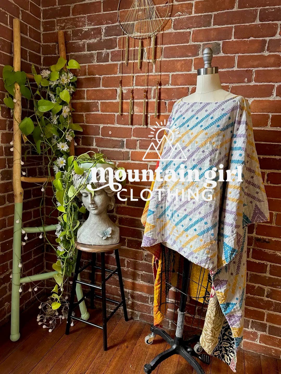 Mountain Girl Clothing - Wholesale Tuniek - Dames - Omkeerbare, geüpcyclede Kantha Hi Lo Zoom tuniek3