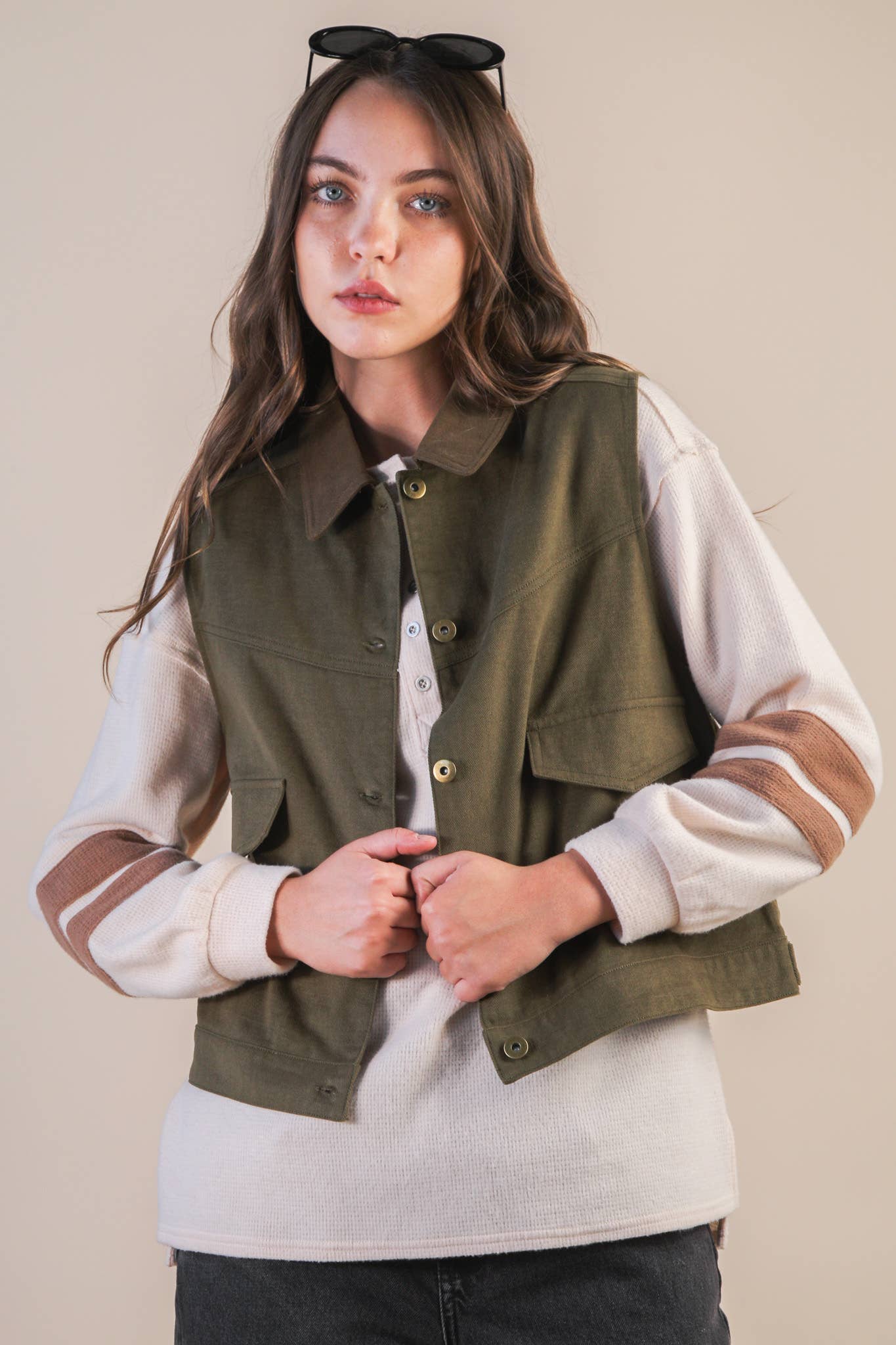 VERY J – Engroshandel Vest - Dame – NT12284-Vasket Bomulds Casual Vest med Knapper0