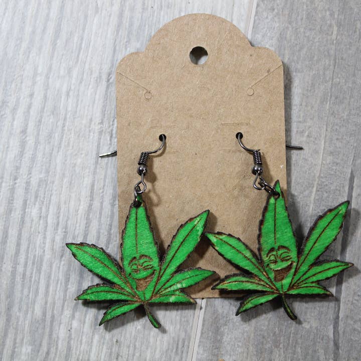 Pote Folha em Madeira//Brincos por atacado de Raven Design